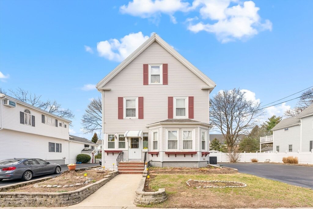 Property Photo:  9 Avon St  MA 01906 