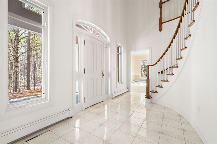 Property Photo: 146 Aldershot Ln MA 01741