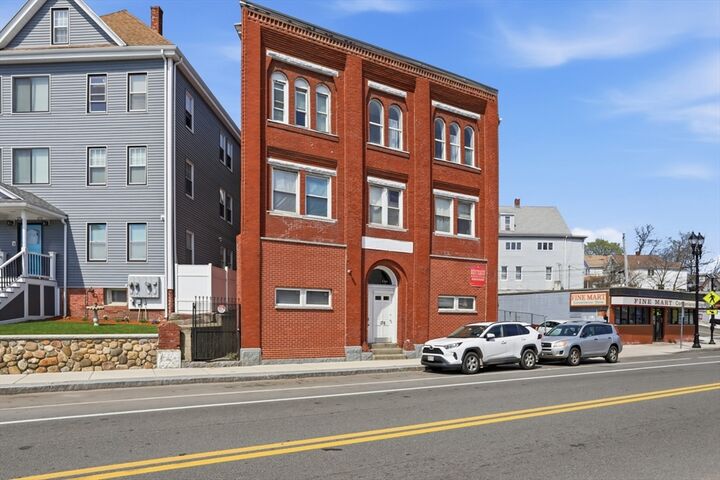 Property Photo:  176 Ferry St 3L  MA 02149 