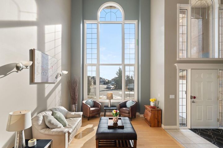 Property Photo:  40 Arbour Estates Green NW  AB T3G 4E7 