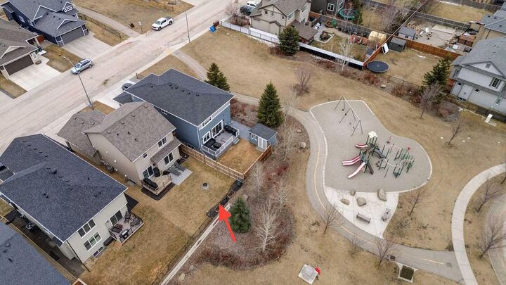 Property Photo:  156 Wildrose Crescent  AB T1P 0H1 