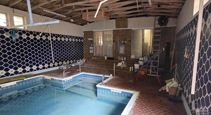 Property Photo:  8246 Chellie Rd  FL 32526 