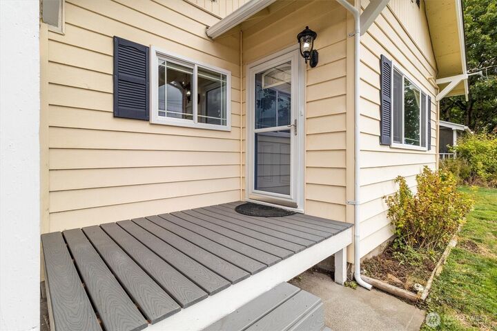 Property Photo: 310 Second Street WA 98295