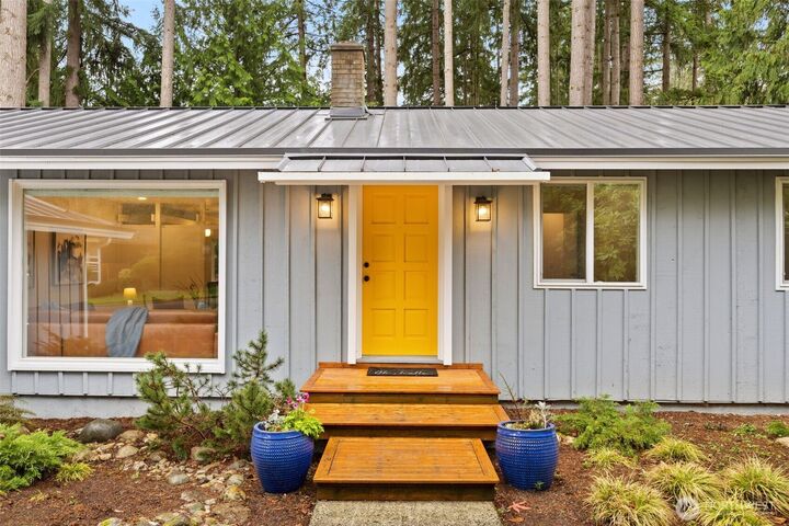 Property Photo:  16007 SE 31st Street  WA 98008 