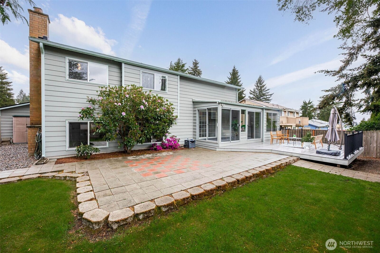 Property Photo: 33136 35th Avenue SW WA 98023