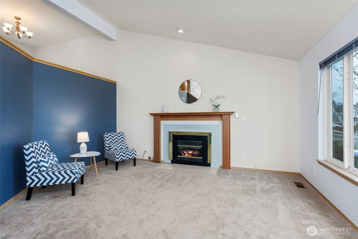 Property Photo:  16  60th Place SE  WA 98203 