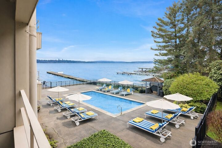 Property Photo: 1600 43rd Avenue E 212 WA 98112