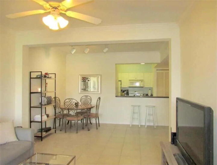 Property Photo: 2308 57th Circle 2308 FL 32966
