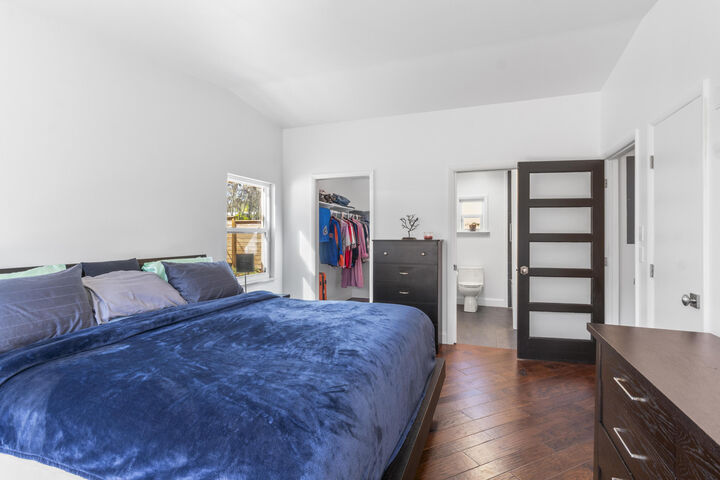 Property Photo:  616 Dahlia Lane  FL 32963 