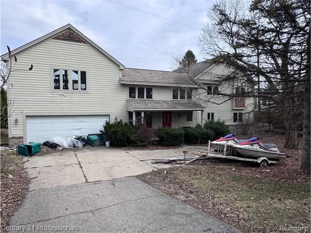 Property Photo:  9486 Sashabaw Road  MI 48348 