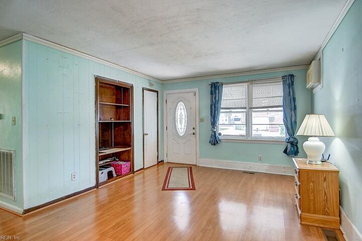 Property Photo: 7816 Caribou Ave VA 23518