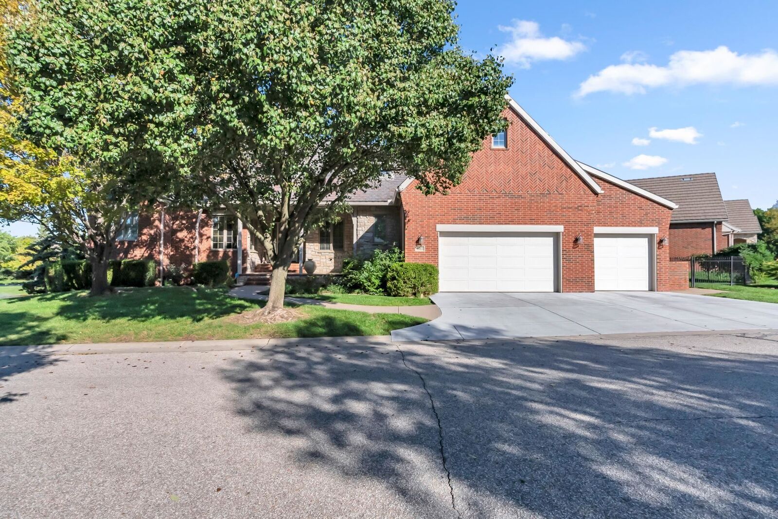 Property Photo:  8812 E Churchill Cir  KS 67206 
