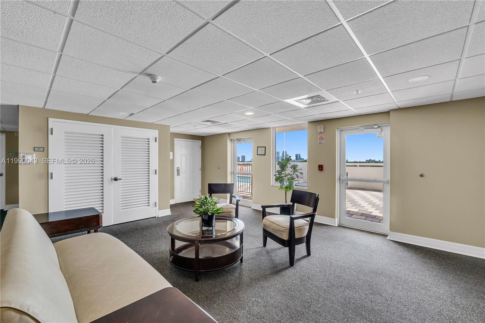 Property Photo:  900 SW 8th St 1110  FL 33130 