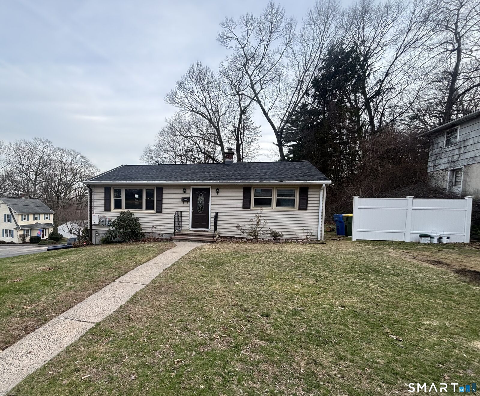 Property Photo:  117 Arden Road  CT 06708 