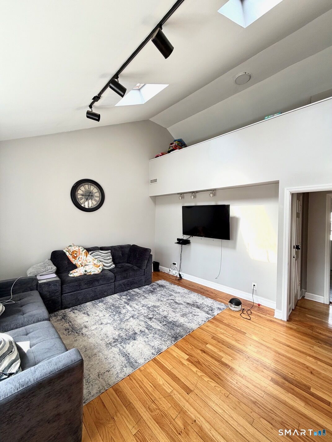 Property Photo: 153 Oaklawn Avenue CT 06905