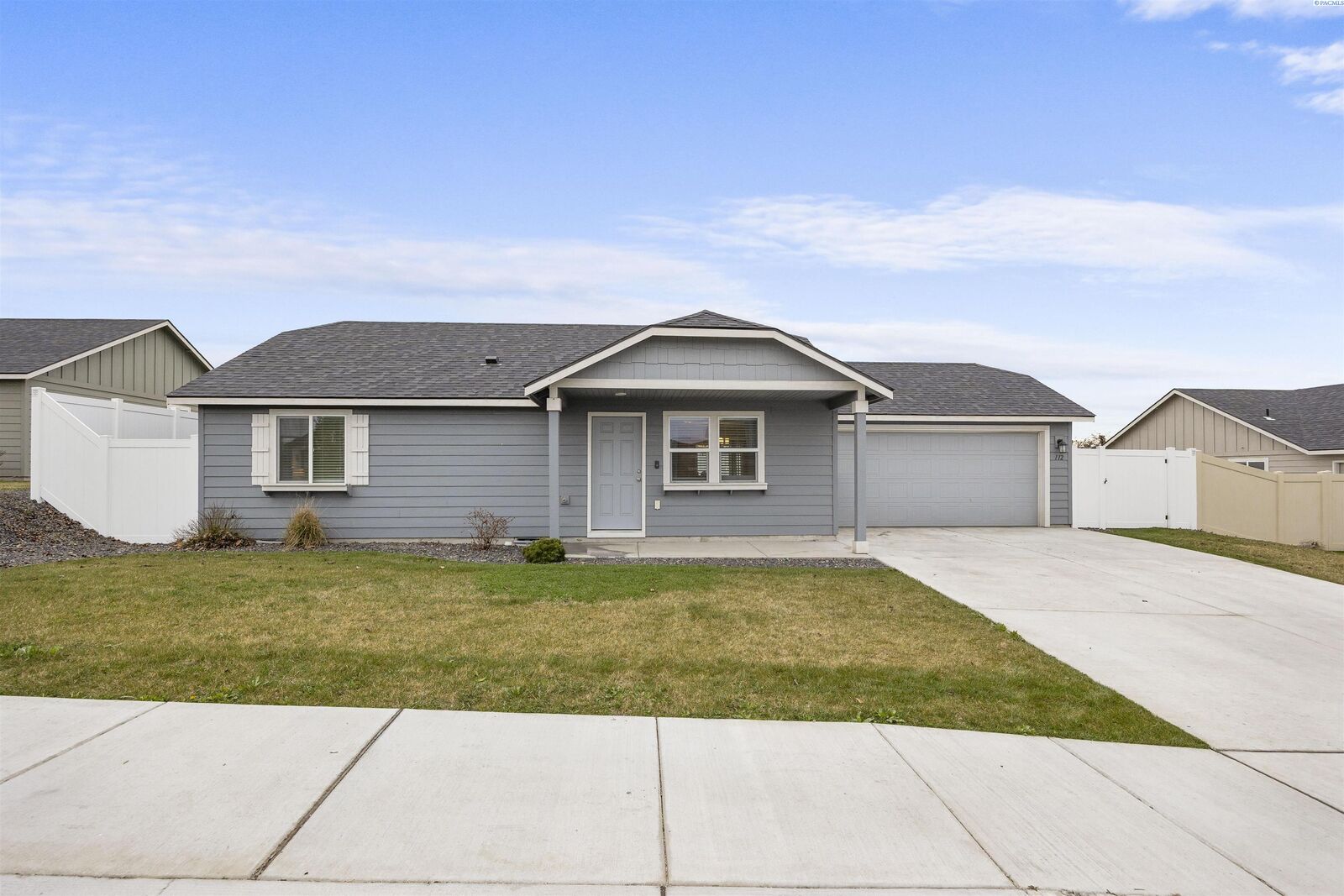 Property Photo:  112 Bitters Loop  WA 98930 