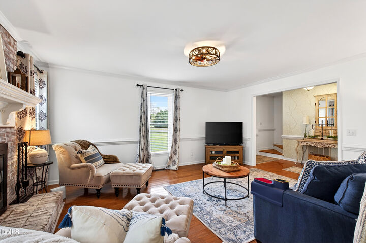 Property Photo:  5928 Swales Way  NC 27603 