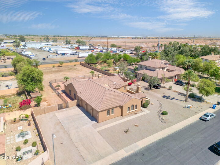 Property Photo:  6712 W Pleasant Lane  AZ 85339 