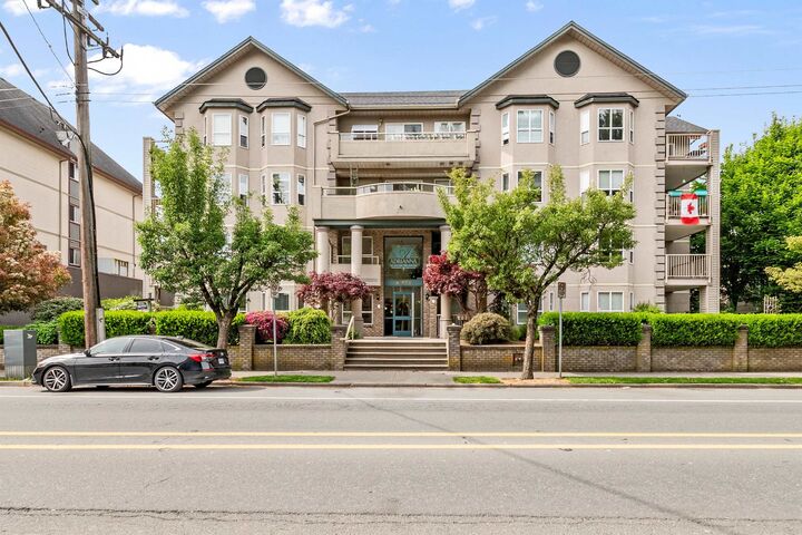 Property Photo: 46693 Yale Road 407 BC V2P 7Z4