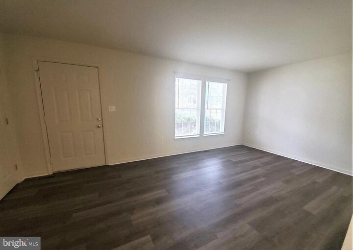 Property Photo:  345 Woodpoint Avenue A  MD 21740 