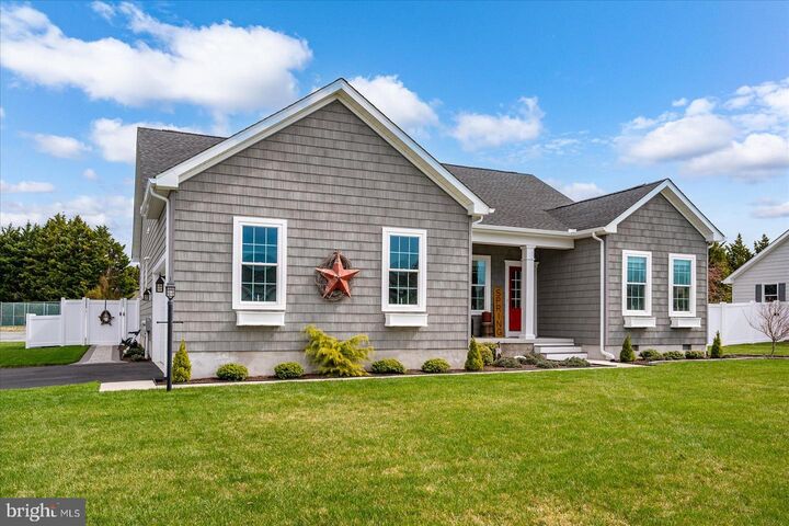 Property Photo: 38284 Clearwater Court DE 19970