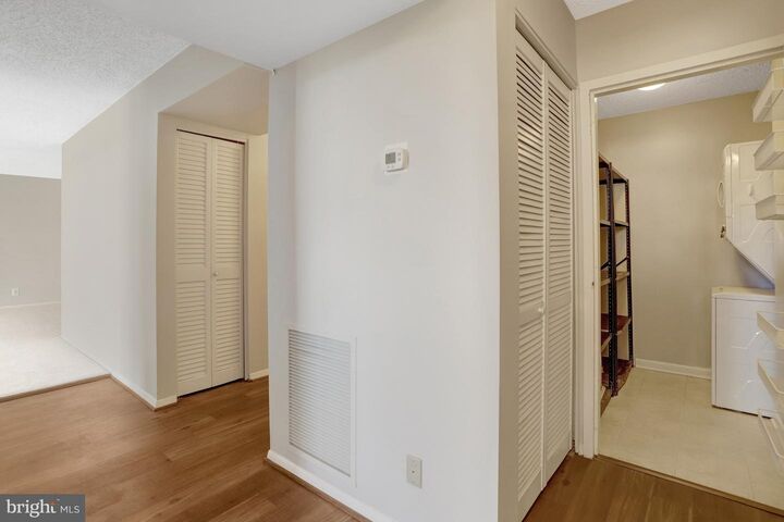 Property Photo:  3800 Fairfax Drive 1711  VA 22203 