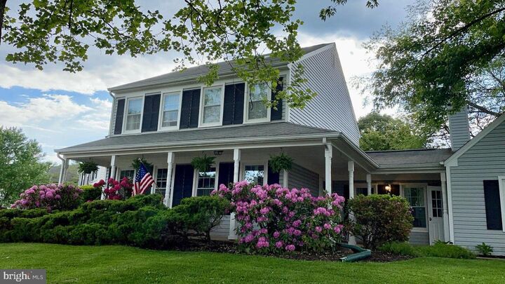 Property Photo:  14511 Oak Cluster Drive  VA 20120 