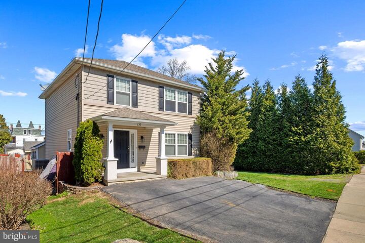 Property Photo:  239 Railroad Avenue  PA 17522 
