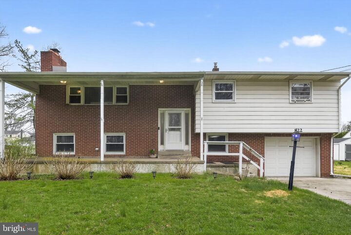 Property Photo:  822 Murray Avenue  NJ 08002 