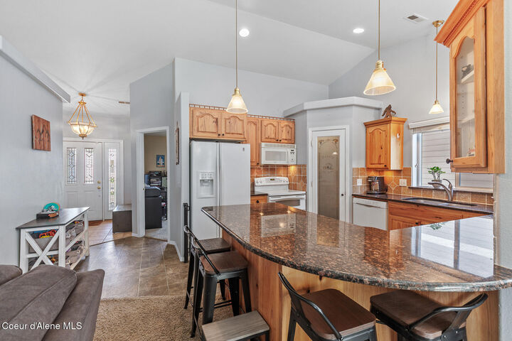 Property Photo:  510 W Davidson Ave  ID 83814 