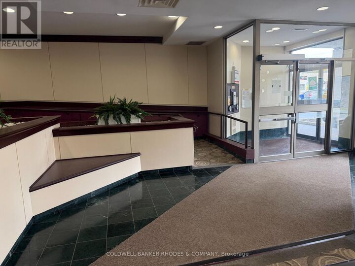 Property Photo:  200 Lafontaine Avenue 1203  ON K1L 8K8 