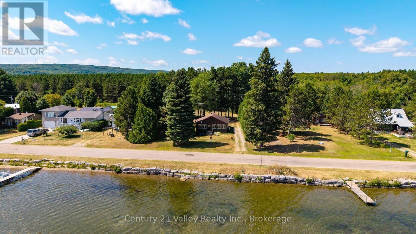 Property Photo:  1077 Lake Clear Road  ON K0J 1T0 