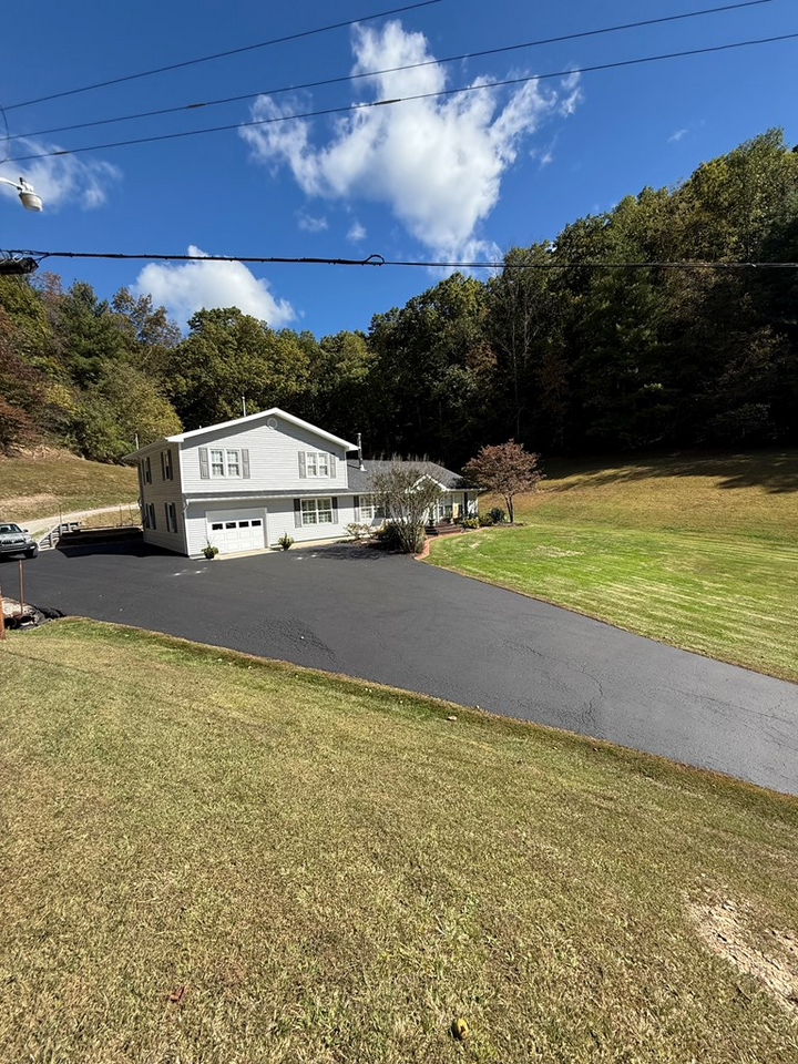 Property Photo:  366 Little Mudlick  KY 41256 