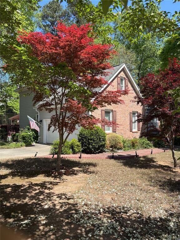 Property Photo: 9440 Logan Lane GA 30135