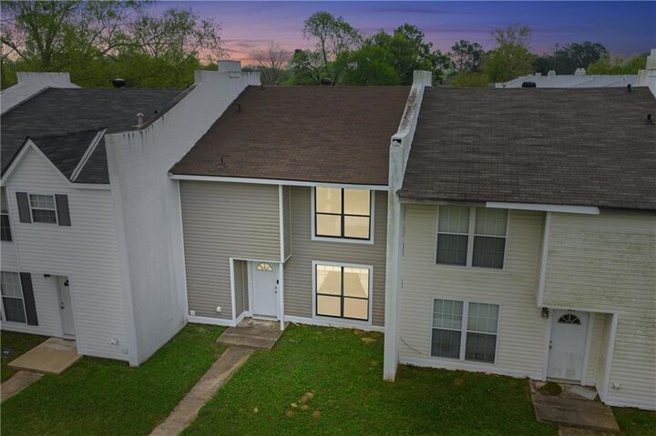 Property Photo: 623 Woodyard 2 Drive 2 LA 71457