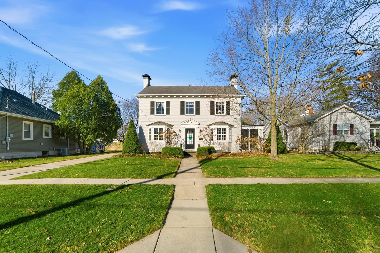 Property Photo: 487 S East Street IN 46307