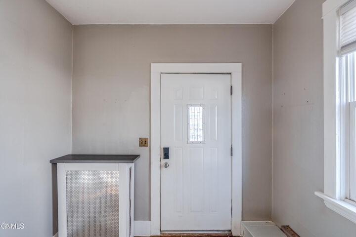 Property Photo: 110 2nd Street NW ND 58554