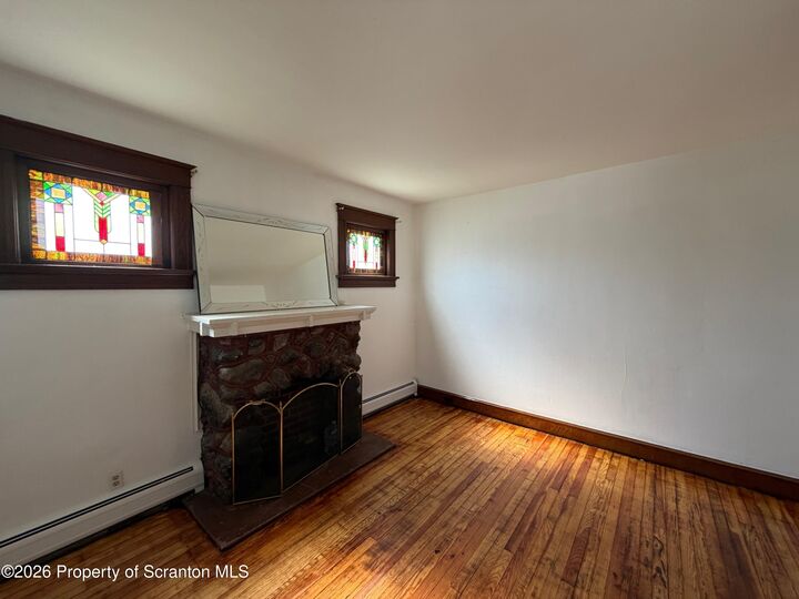 Property Photo:  420 Smith Street 1st Floor  PA 18512 