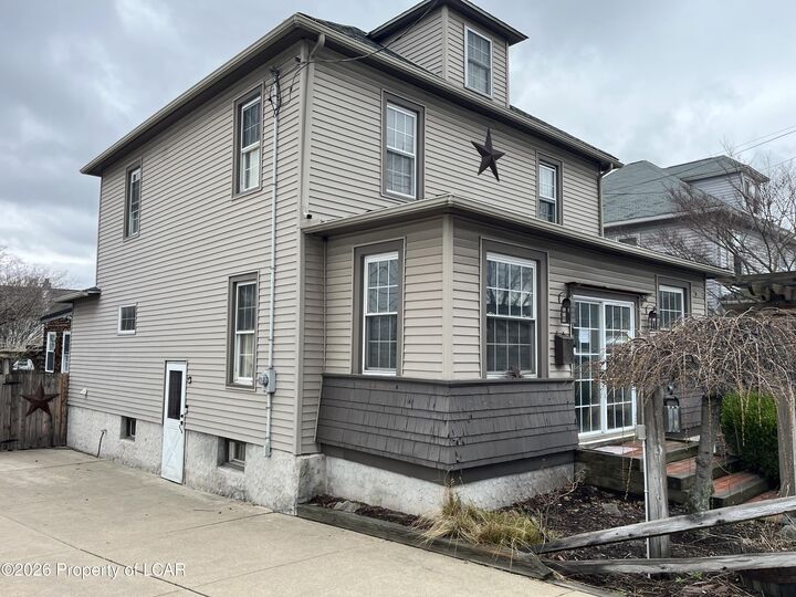 Property Photo: 210 Union Street PA 18704