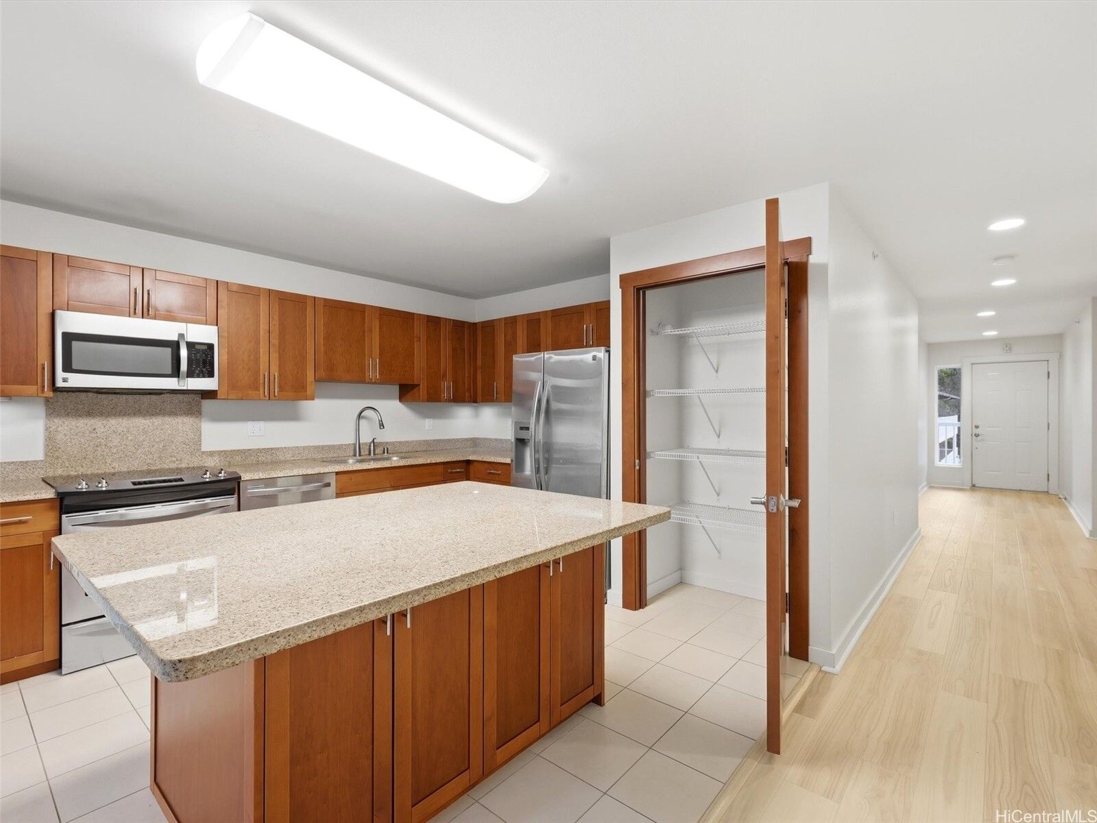 Property Photo:  95-060 Waikalani Drive C304  HI 96789 