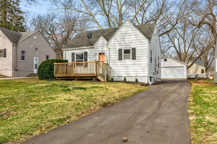 Property Photo:  1734 45th Street  IA 50310 