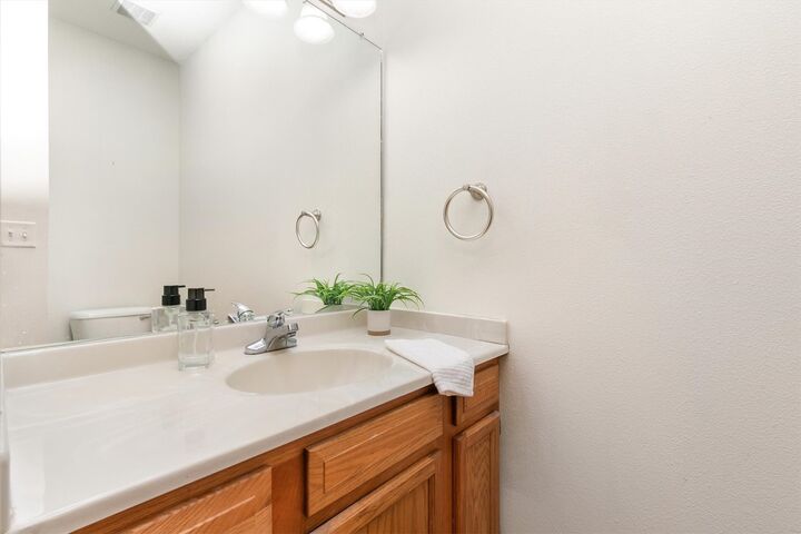 Property Photo:  610 SE Carefree Lane  IA 50263 