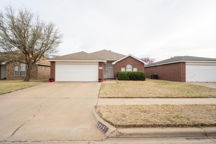 Property Photo:  6319 13th Street  TX 79416 