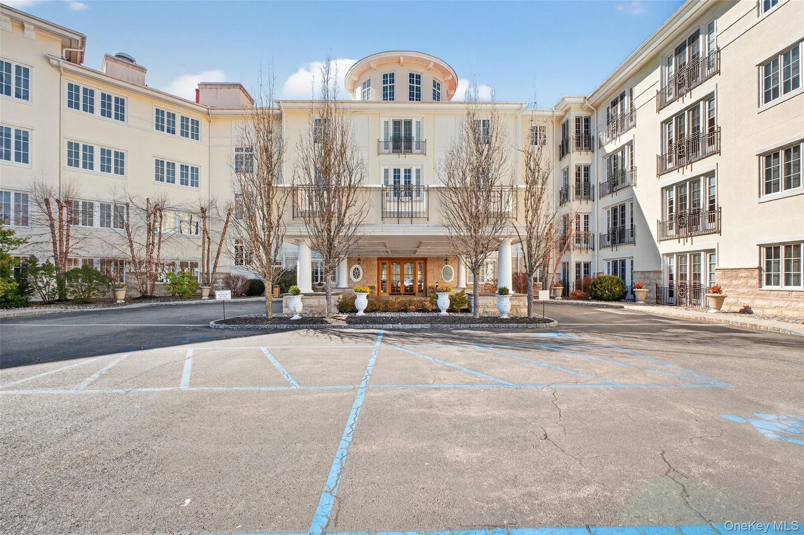 Property Photo: 319 Trump Park NY 10588