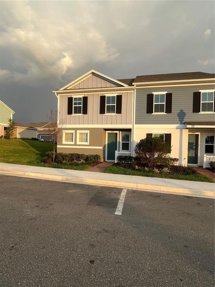 Property Photo:  1500 Silver Lining Way  FL 32703 