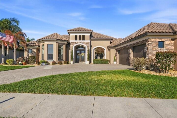 Property Photo: 4193 Juliana Lake Drive FL 33823