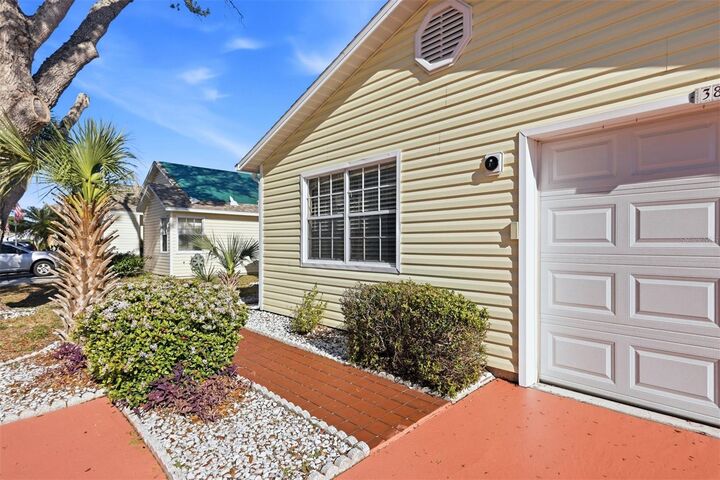 Property Photo:  3804 41st Avenue W  FL 34205 
