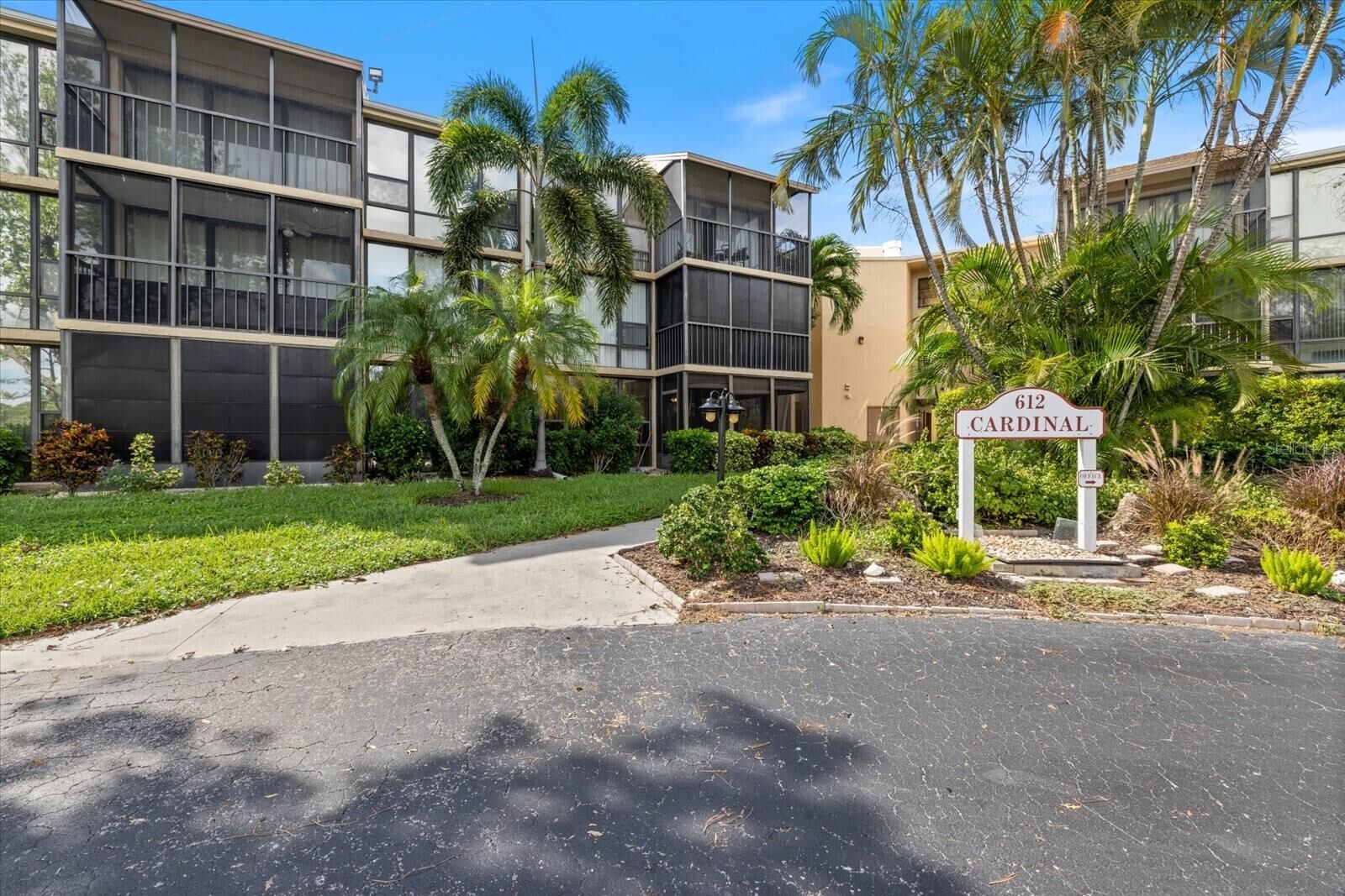 Property Photo: 612 Bird Bay Drive S 118 FL 34285