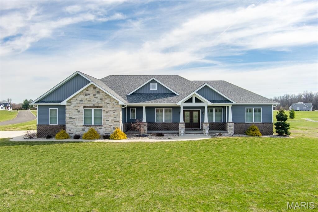 Property Photo: 6602 Golden Raintree IL 62025