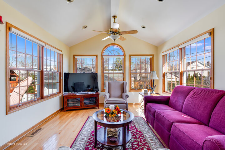 Property Photo:  130 Belle Plaine Avenue  IL 60068 